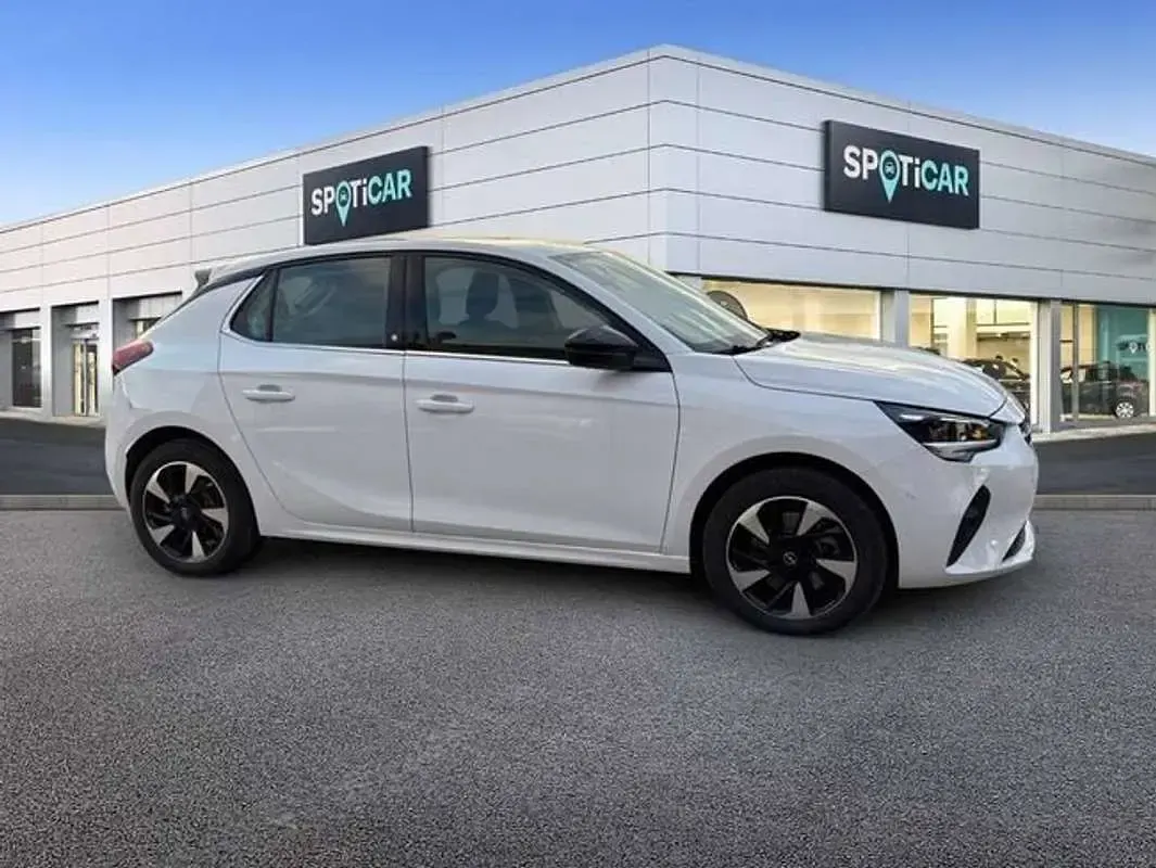 Usado Opel Corsa Elegance 100 kW (136 CV) 2023 Blanco Utilitario