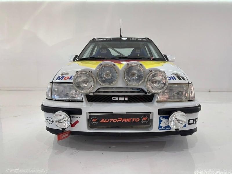 Usado Opel Kadett 129 CV (94 kW) 1989 Blanco Utilitario