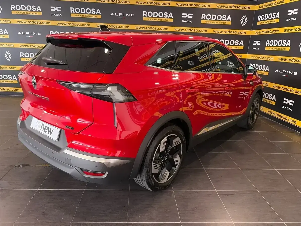 Usado Renault Symbioz Techno 145 CV (106 kW) 2025 Rojo SUV