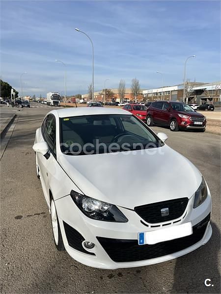 Usado Seat Ibiza SC Sport 105 CV (77 kW) 2010 Blanco Utilitario