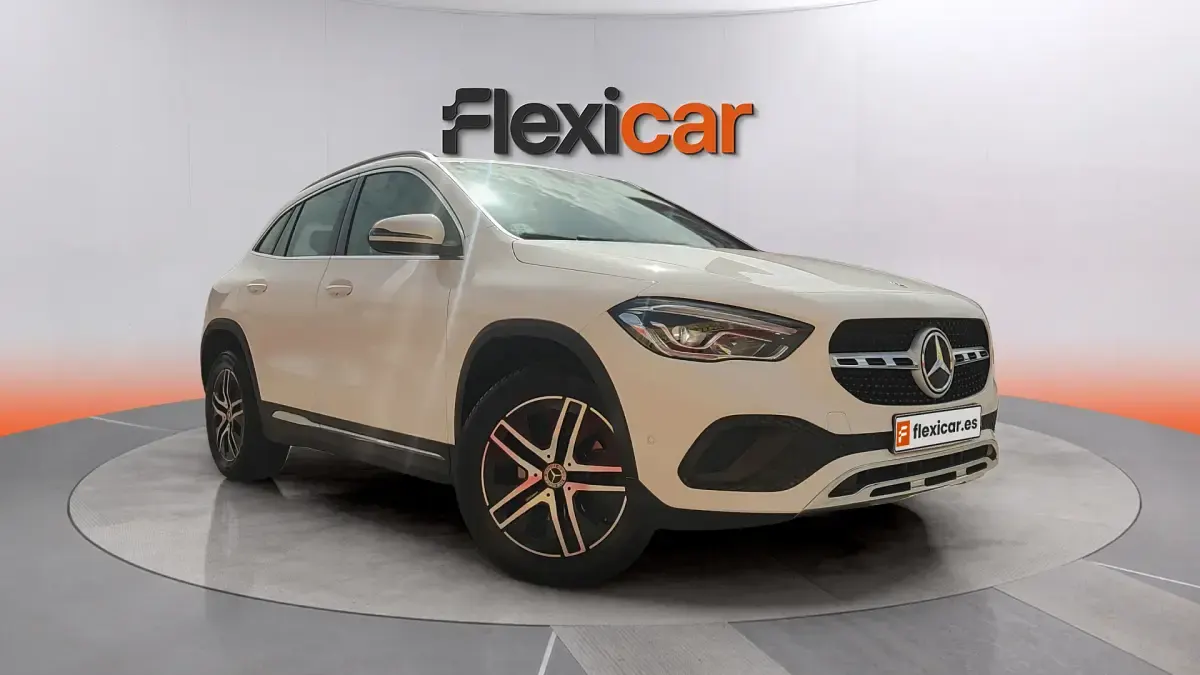 Usado Mercedes GLA200 150 CV (110 kW) 2021 SUV