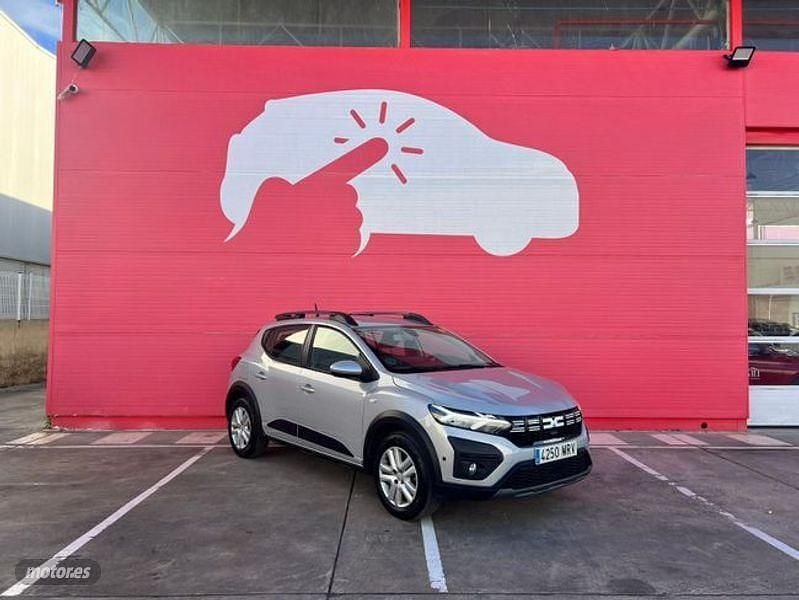 Gris Usado 2024 Dacia Sandero Expression | 16.950 € (Precio justo) - Imagen 1/4