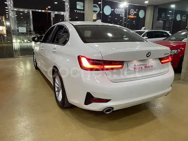 Usado BMW 320 190 CV (139 kW) 2019 Blanco Berlina