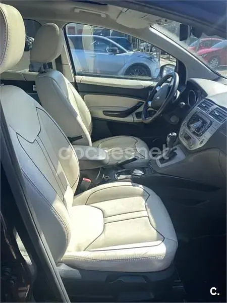 Usado Ford Kuga Titanium 163 CV (119 kW) 2011 Negro SUV