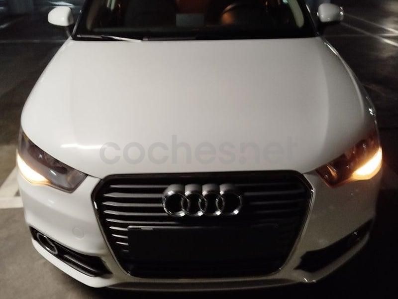 Blanco Usado 2015 Audi A1 Sportback Comfort Utilitario | 11.500 € (Precio justo) - Imagen 1/4
