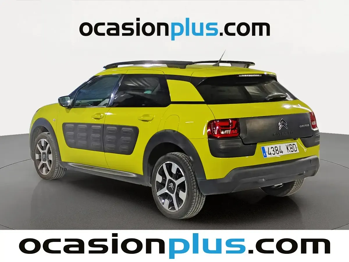 Usado Citroën C4 Cactus Shine 100 CV (73 kW) 2017 Amarillo Utilitario