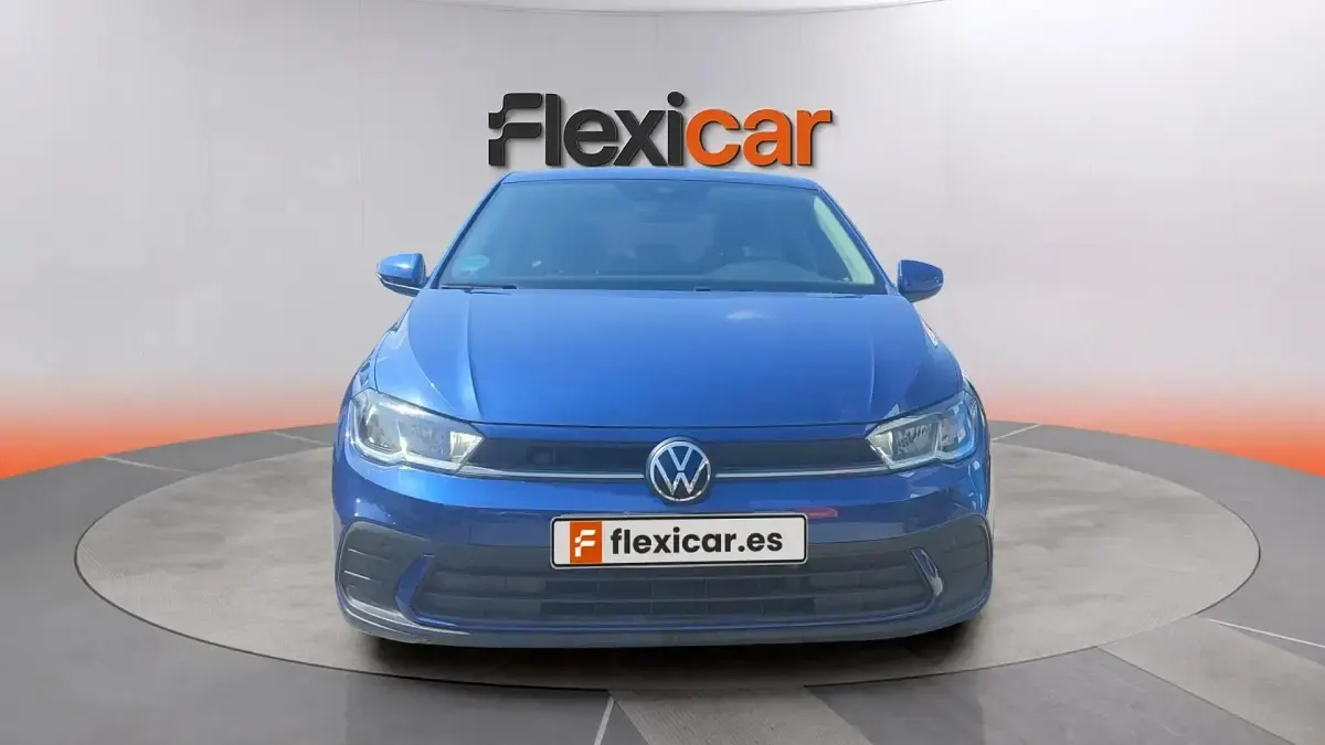 Usado VW Polo Life 95 CV (69 kW) 2022 Azul Utilitario