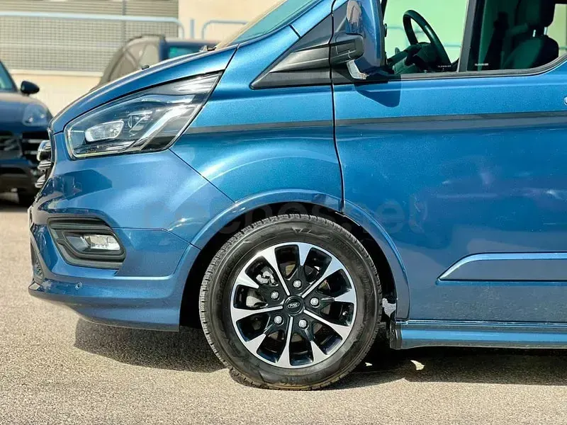 Usado Ford Transit Custom Nugget 185 CV (136 kW) 2020 Azul Familiar