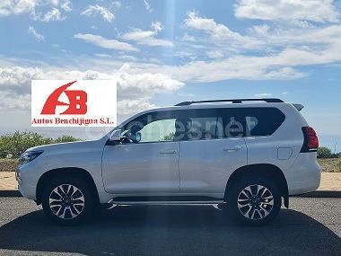 Blanco Usado 2023 Toyota Land Cruiser SUV | 64.990 € (Precio justo) - Imagen 1/4