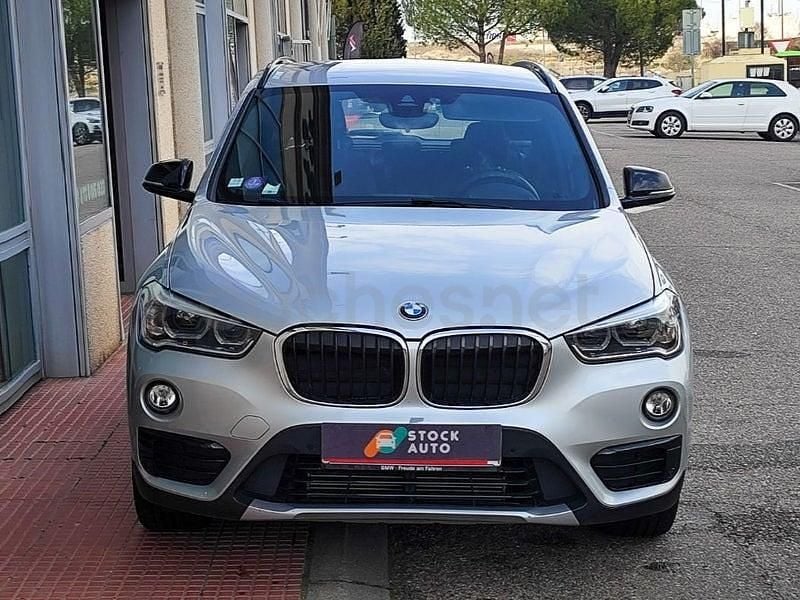 Usado BMW X1 Sport Line 136 CV (100 kW) 2016 Gris / plata SUV