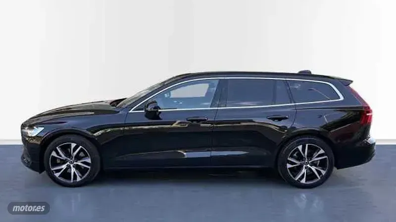 Usado Volvo V60 Core 197 CV (144 kW) 2025 Negro Familiar