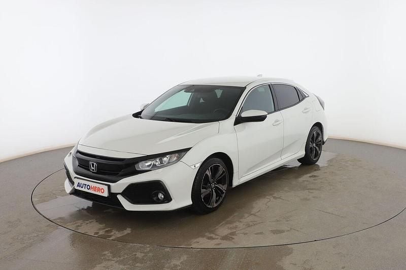 Usado Honda Civic Elegance 130 CV (95 kW) 2017 Blanco Berlina