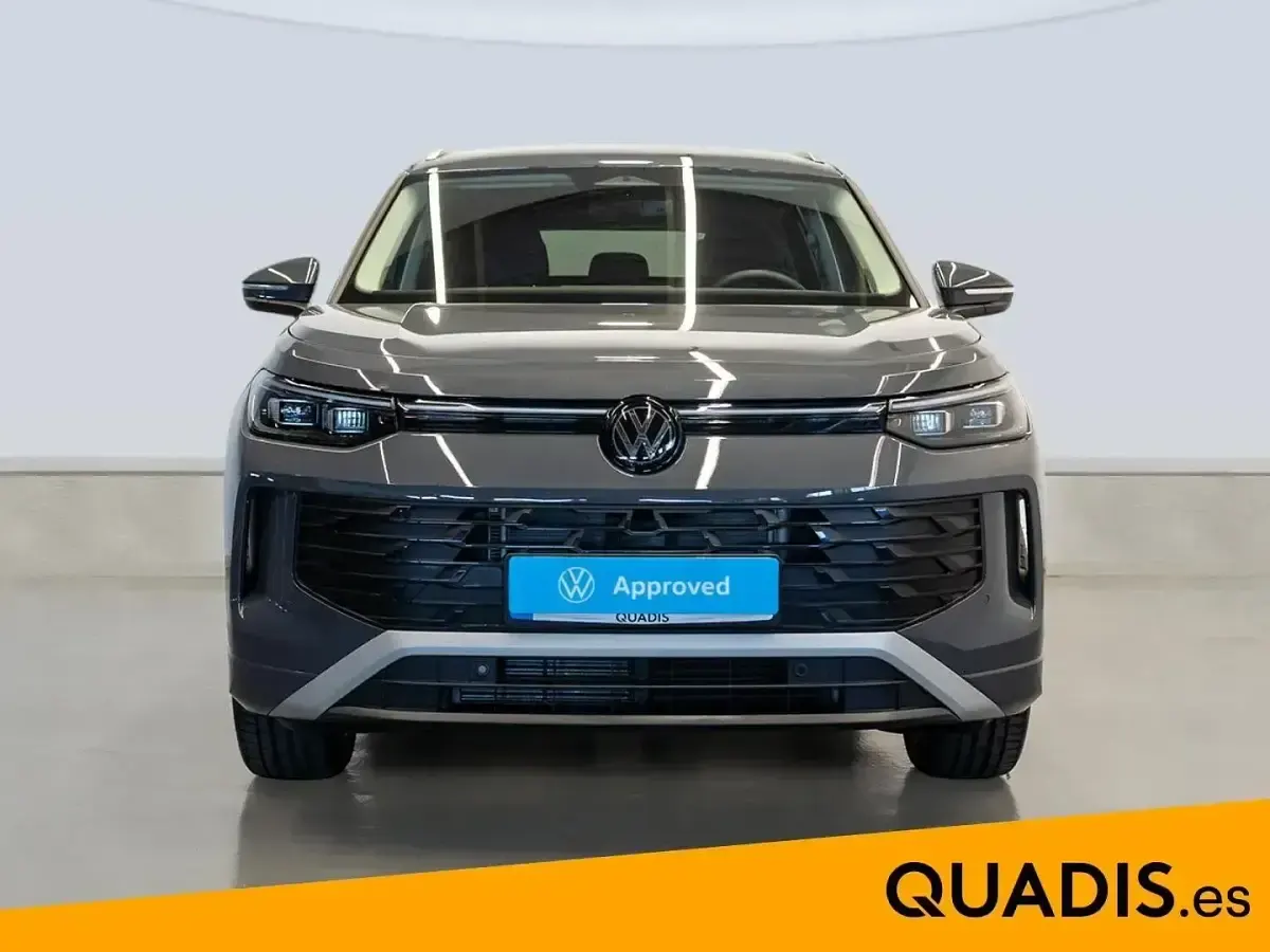 Usado VW Tayron 150 CV (110 kW) 2025 Gris SUV