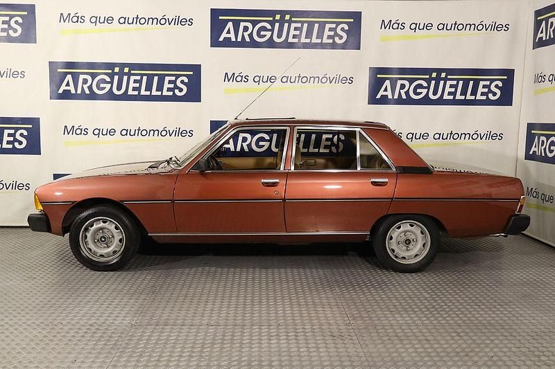 Usado Peugeot 604 GTi 155 CV (114 kW) 1981 Marrón Berlina