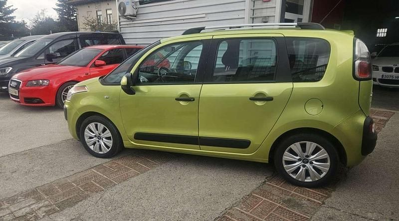 Usado Citroën C3 SELECTION 95 CV (69 kW) 2011 Verde Utilitario