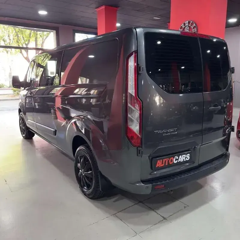 Usado Ford Transit Custom Trend 170 CV (125 kW) 2019 Gris Van