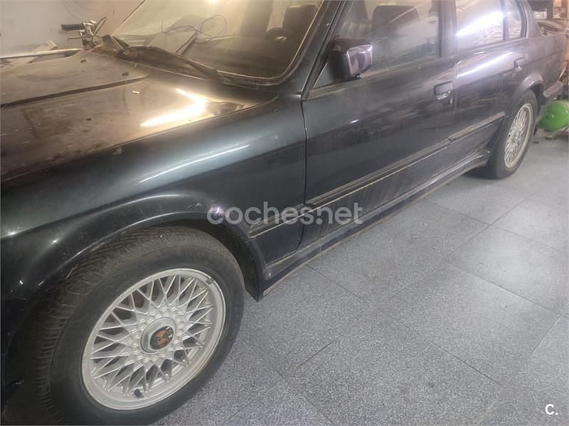Usado BMW 325 170 CV (125 kW) 1987 Negro Berlina