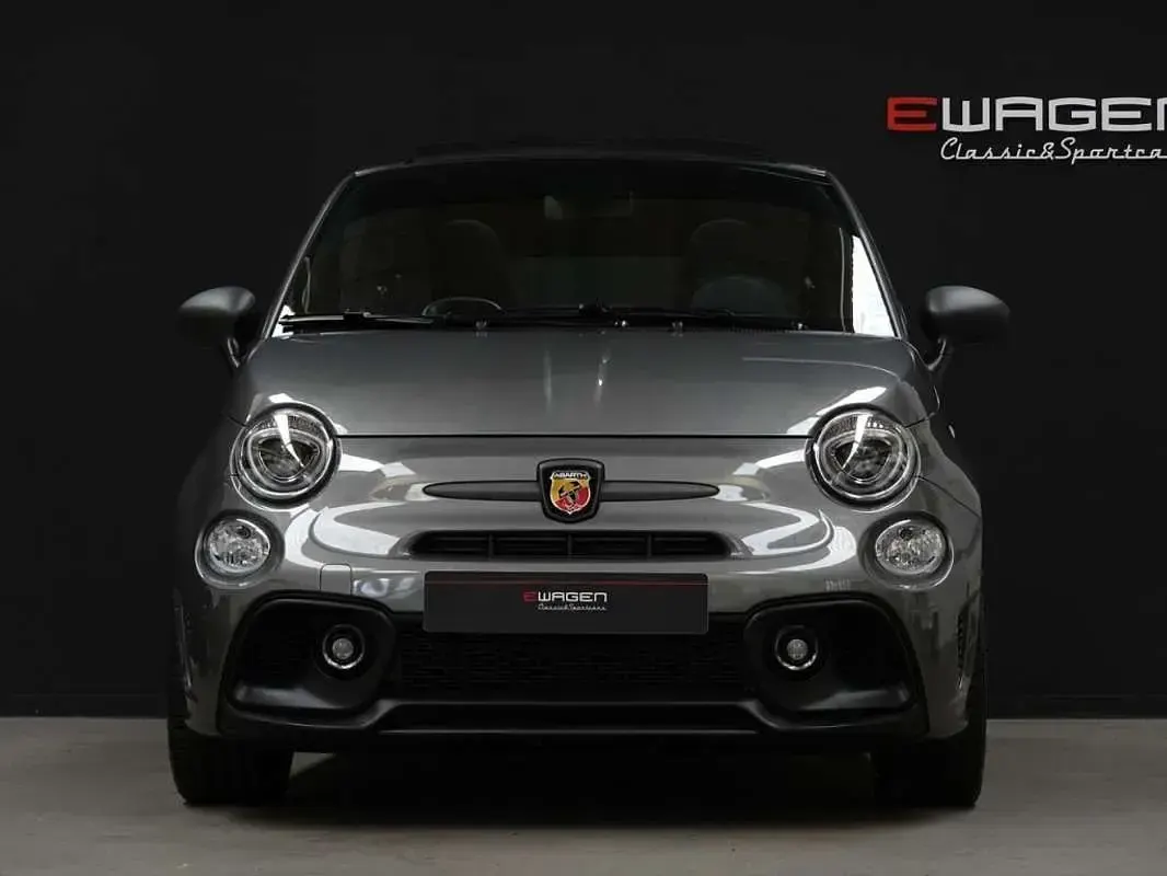 Usado Abarth 695C 180 CV (132 kW) 2024 Gris Descapotable