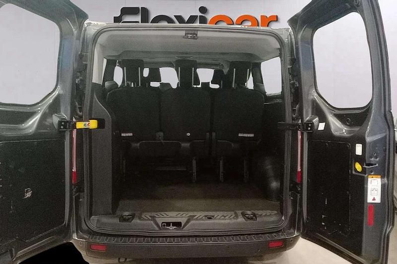 Usado Ford Transit Custom Trend 131 CV (96 kW) 2023 Gris Familiar