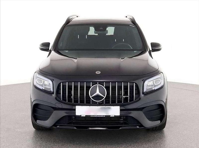 Usado Mercedes GLB200 AMG 306 CV (225 kW) 2022 Negro SUV