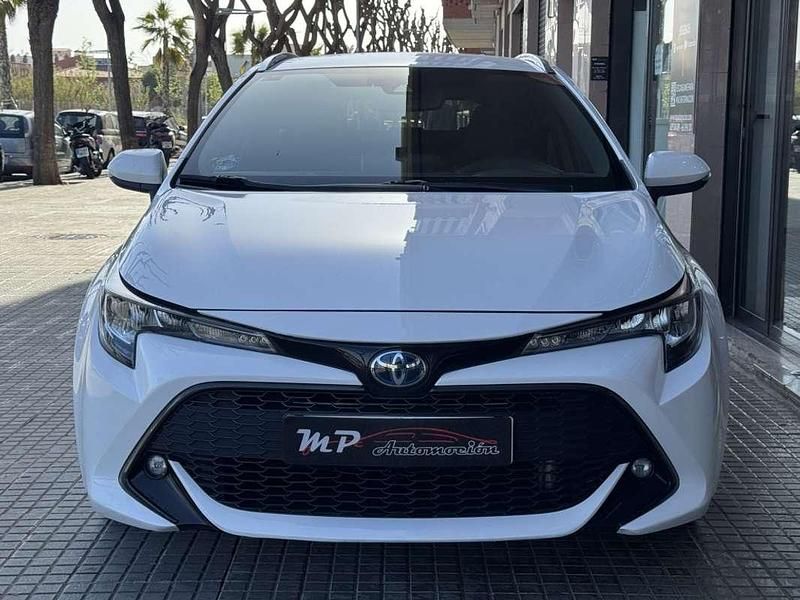 Usado Toyota Corolla Active 122 CV (89 kW) 2021 Blanco Familiar
