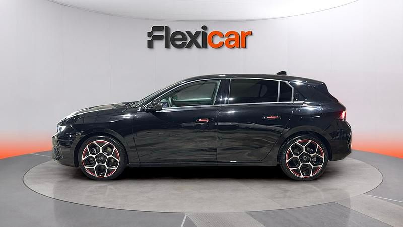 Usado Opel Astra 181 CV (133 kW) 2022 Negro Berlina