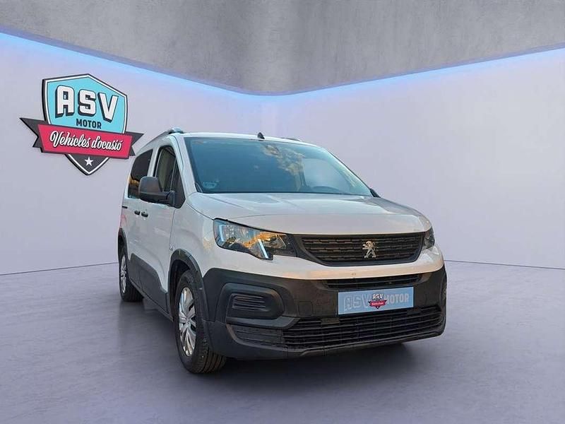 Blanco Usado 2019 Peugeot Rifter Access Monovolumen | 9990 € (Buen precio) - Imagen 1/4