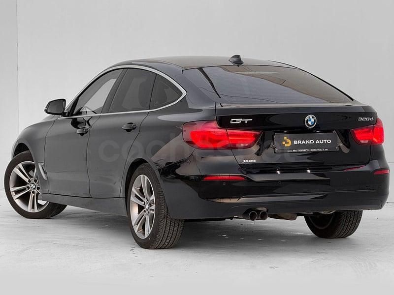 Usado BMW 320 Gran Turismo 190 CV (139 kW) 2020 Negro Berlina