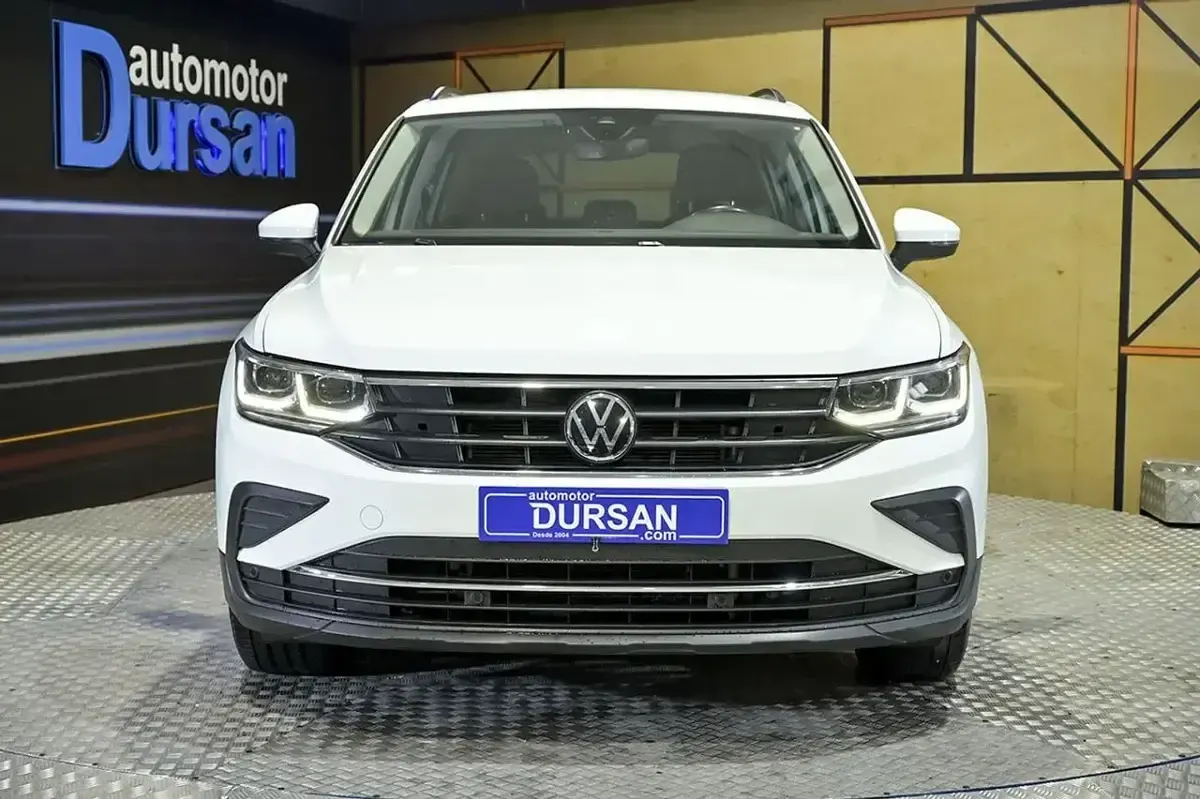 Usado VW Tiguan Life 151 CV (111 kW) 2022 Blanco SUV