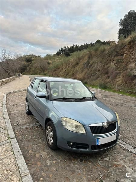 Azul Usado 2008 Skoda Fabia Berlina | 4000 € (Precio justo) - Imagen 1/4