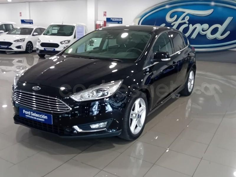 Usado Ford Focus Titanium 120 CV (88 kW) 2018 Negro Berlina