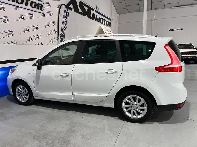Usado Renault Grand Scénic III Bose Edition 110 CV (80 kW) 2015 Blanco Monovolumen