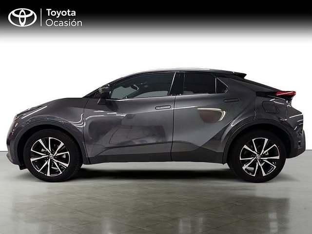 Usado Toyota C-HR Advance 140 CV (102 kW) 2025 Gris / plata SUV