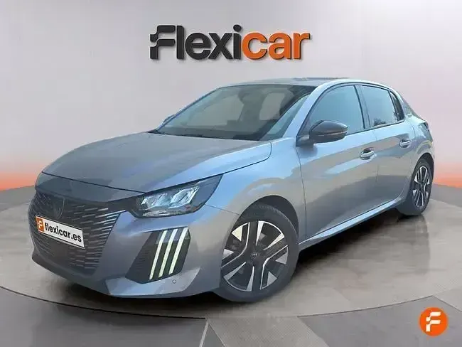 Usado Peugeot 208 Allure 100 CV (73 kW) 2025 Gris Utilitario
