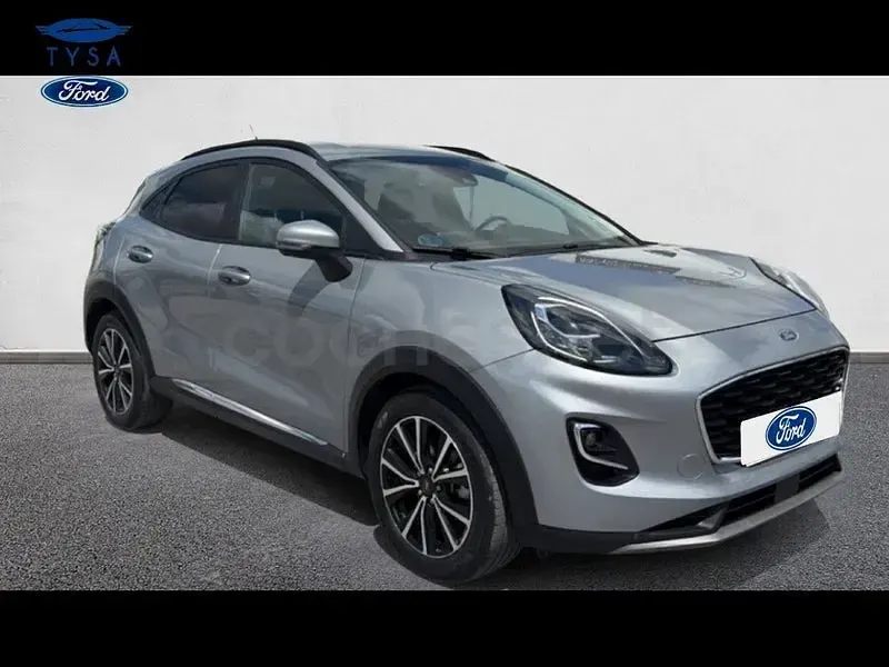 Usado Ford Puma Titanium 125 CV (91 kW) 2022 Gris / plata SUV