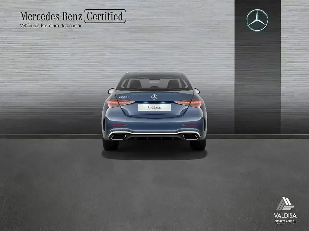 Usado Mercedes C220 200 CV (147 kW) 2025 Azul Berlina