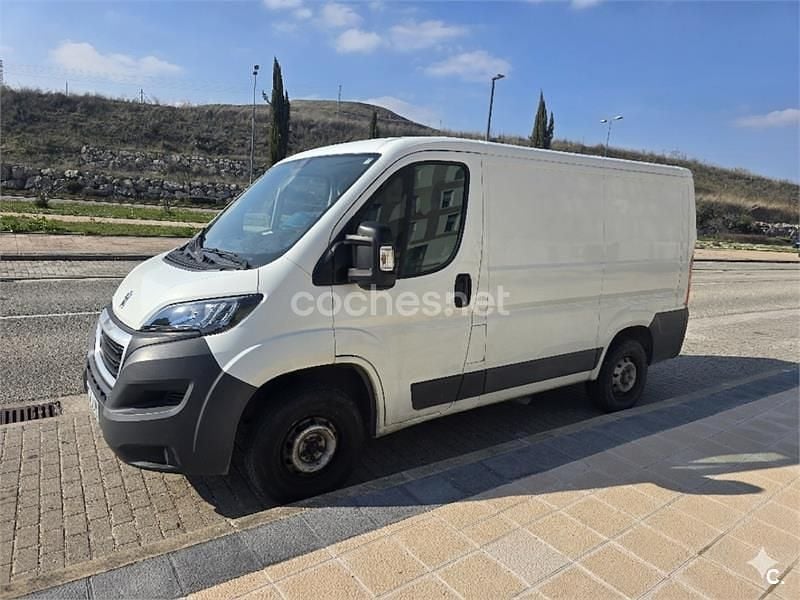 Usado Peugeot Boxer 120 HP (88 kW) 2012 Branco Van