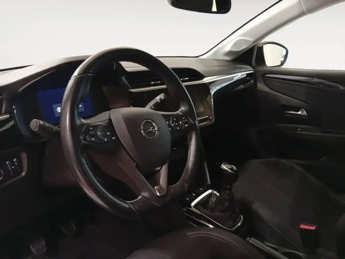 Usado Opel Corsa Elegance 100 CV (73 kW) 2022 Blanco Utilitario