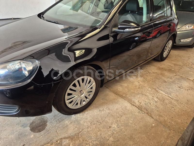 Negro Usado 2010 VW Golf VI Advance Berlina | 7300 € (Super precio) - Imagen 1/4
