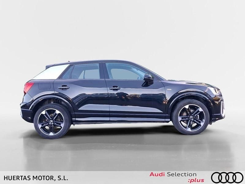 Usado Audi Q2 S-Line 116 CV (85 kW) 2025 Negro SUV