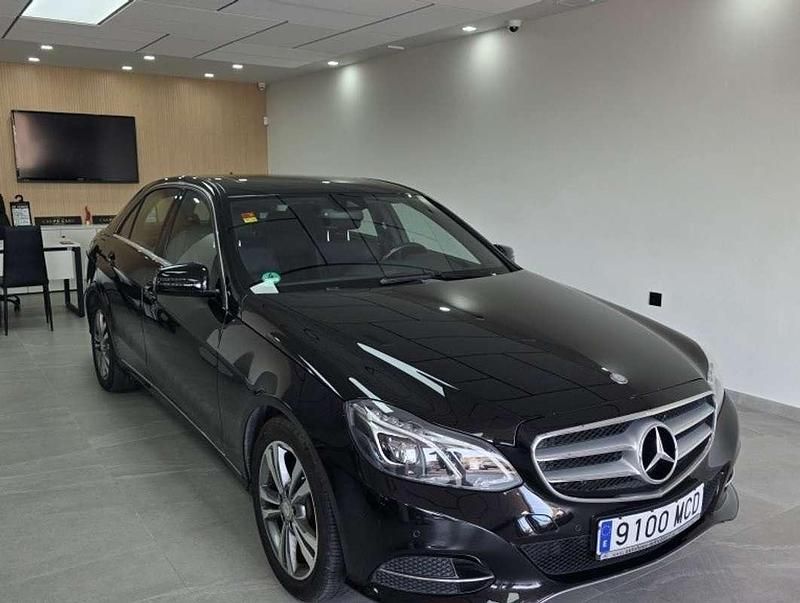 Negro Usado 2015 Mercedes E200 Berlina | 17.900 € (Precio justo) - Imagen 1/4