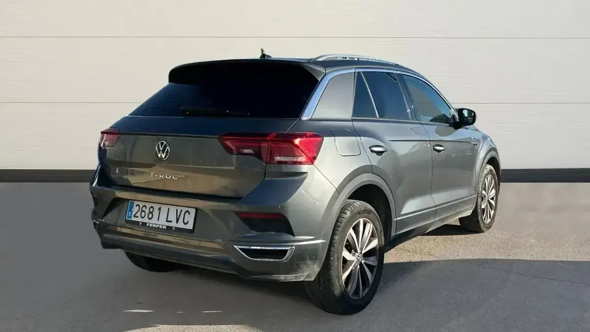 Begagnad VW T-Roc Advance 110 HK (80 kW) 2021 Grå SUV
