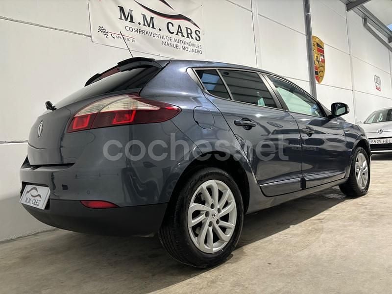 Usado Renault Mégane III LIMITED 110 CV (80 kW) 2015 Azul Berlina