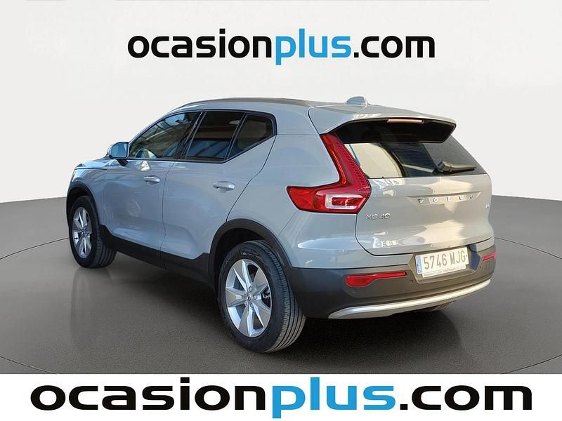 Usado Volvo XC40 Core 163 CV (119 kW) 2023 Gris SUV