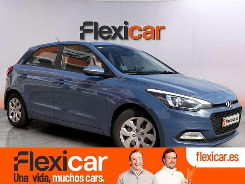 Usado Hyundai i20 84 CV (61 kW) 2018 Azul Utilitario