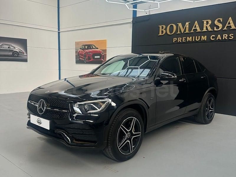 Usado Mercedes GLC300e 320 CV (235 kW) 2021 Negro SUV