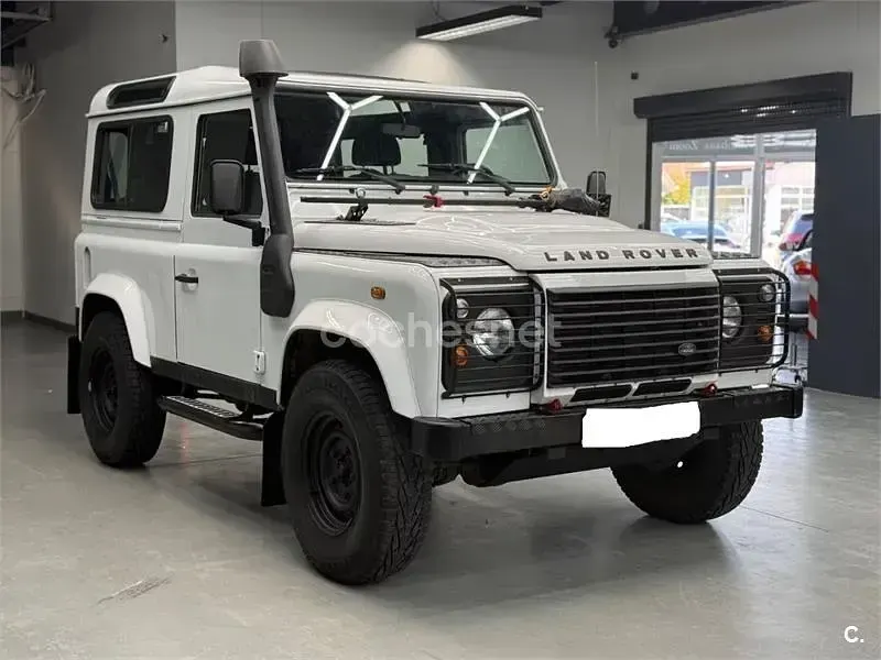Usado Land Rover Defender 122 CV (89 kW) 2011 Blanco SUV
