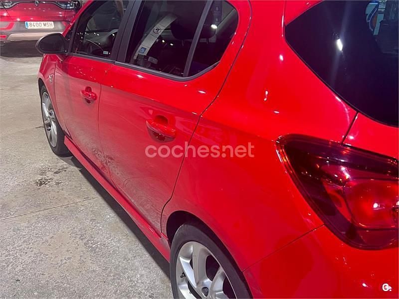 Usado Opel Corsa Selective 90 CV (66 kW) 2018 Rojo Utilitario