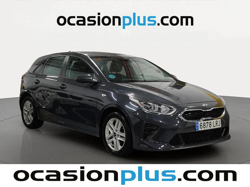 Usado Kia Ceed 120 CV (88 kW) 2021 Gris Utilitario