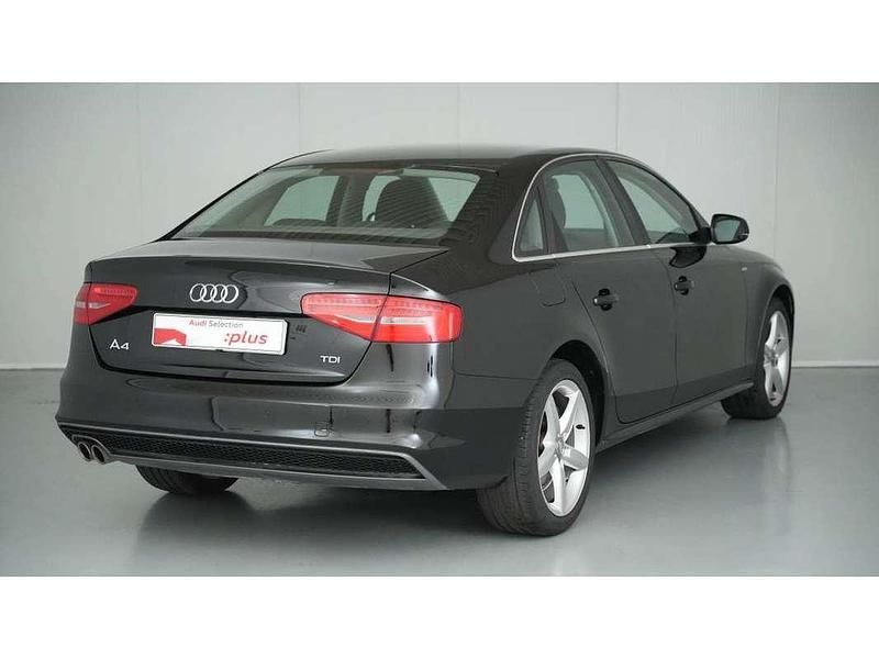 Usado Audi A4 S-Line 150 CV (110 kW) 2015 Negro Berlina